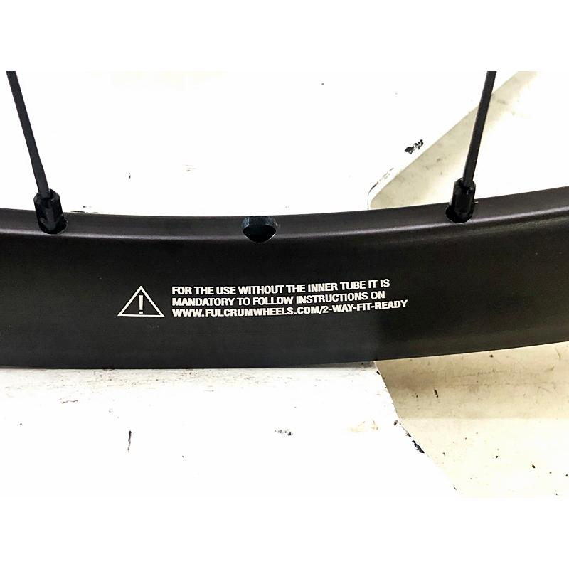 未走行品 フルクラム FULCRUM レーシング RACING 400 DB