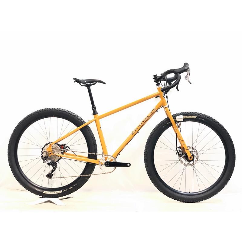 美品 ブラックマウンテンサイクル BLACK MOUNTAIN CYCLES ラ カブラ LA