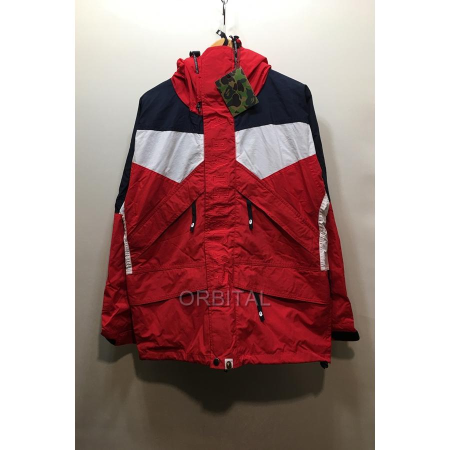 A bathing ape アベイシングエイプ マウンテンパーカー ナイロン