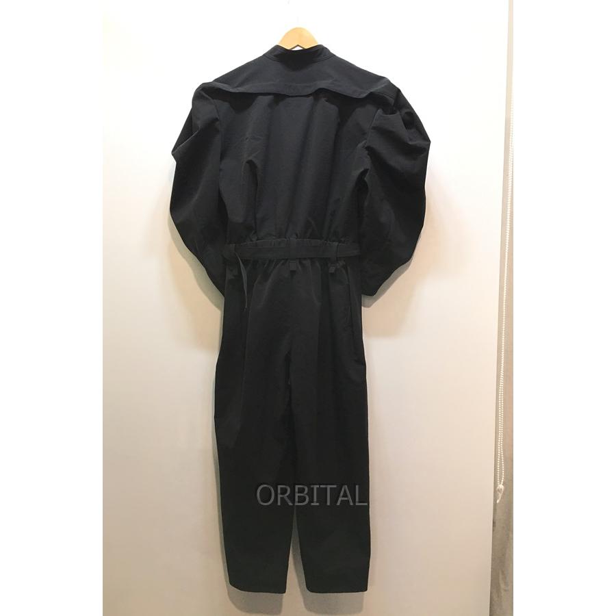 issey miyake 筆タグ　ジャンプスーツ ISSEY MIYAKE 経堂) イッセイミヤケ パデッドショルダー