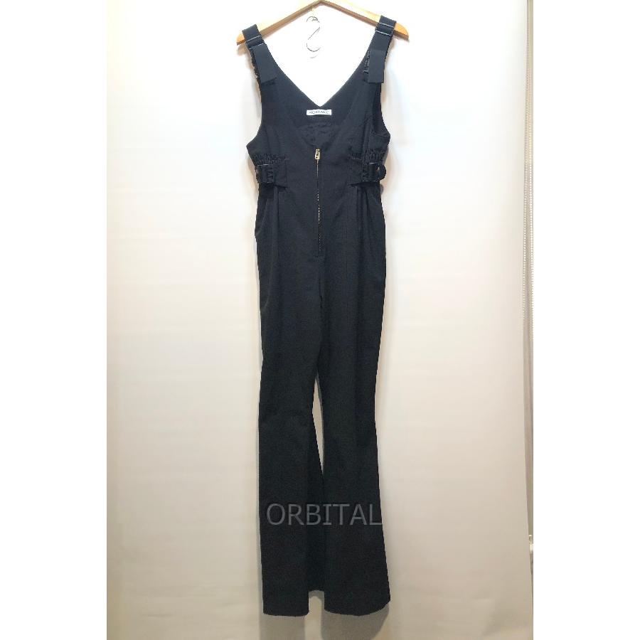 AKIKOAOKI（アキコアオキ） 経堂) AKIKO AOKI Skiing in town