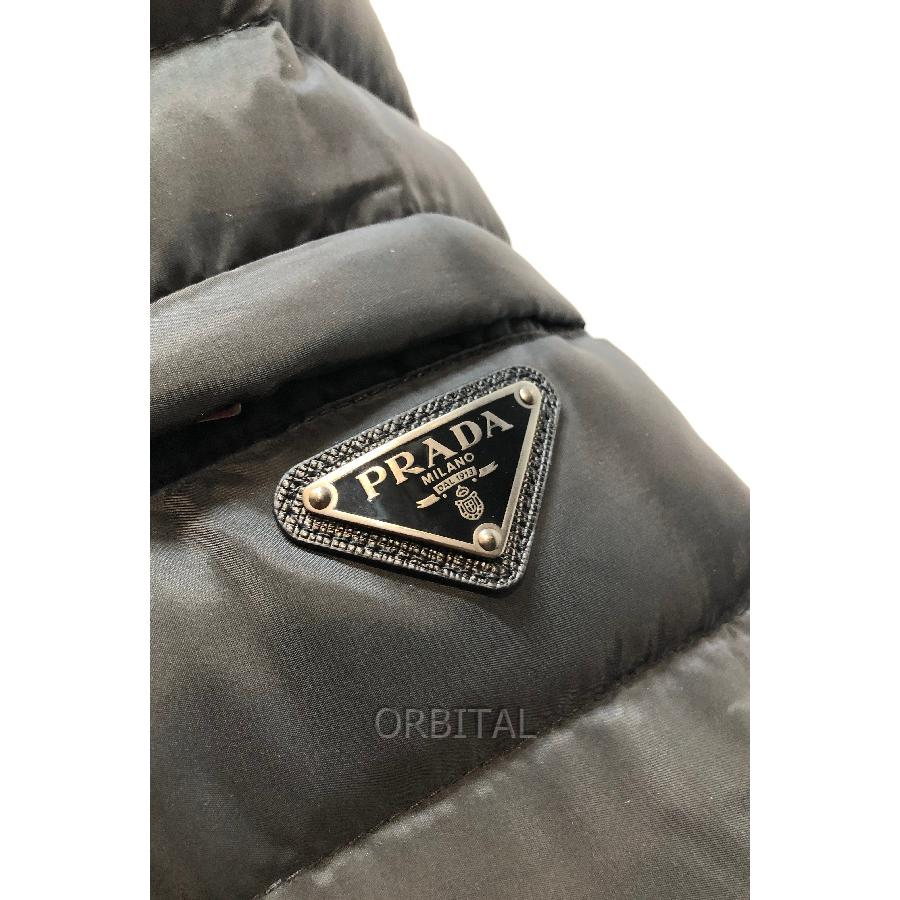 PRADA 経堂) プラダ ダウンジャケット 三角ロゴプレート サイズ PRADA 経堂) プラダ ダウンジャケット 三角ロゴプレート サイズ