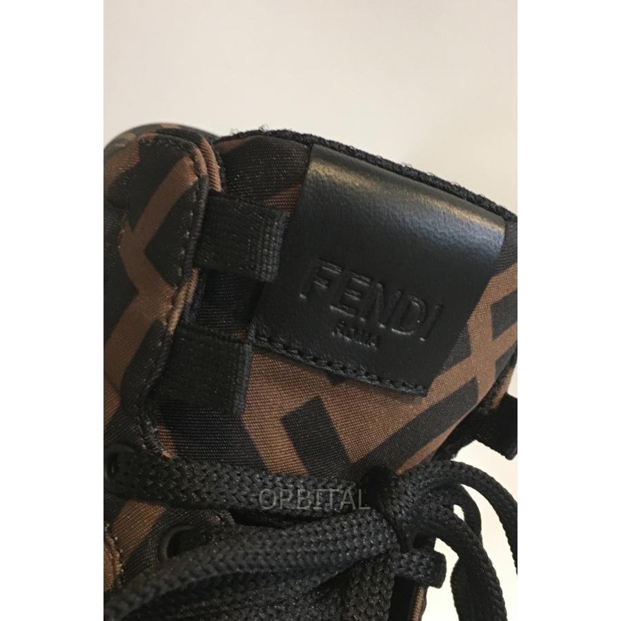 FENDI レインブーツ ズッカ柄 サイズ35 22.5センチ FENDI（レインブーツ/長靴）のフリマアイテム一覧