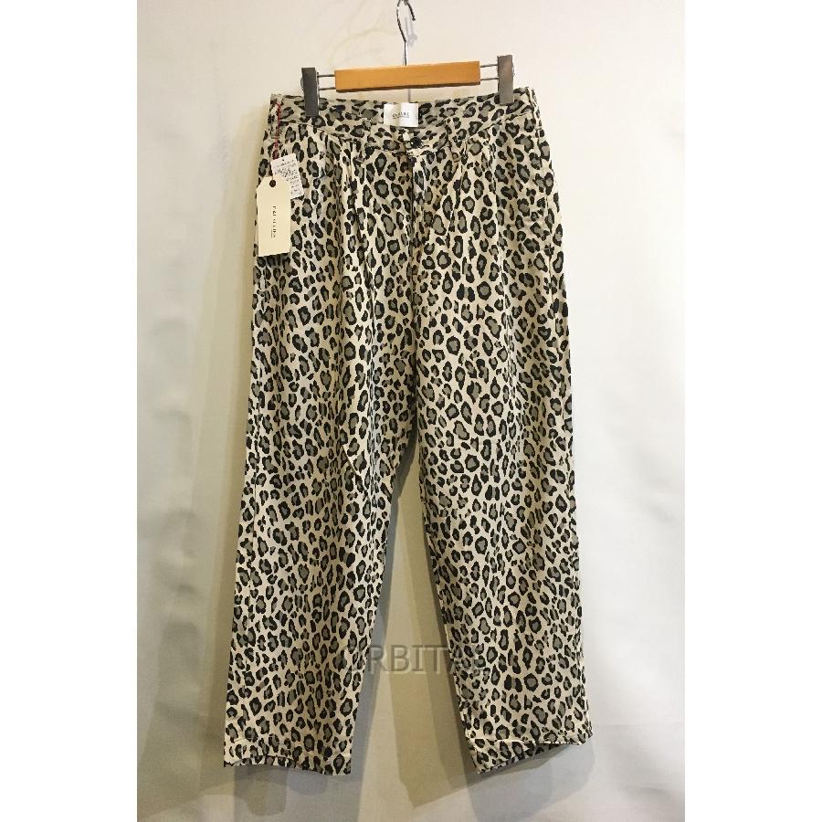 二子玉)CAL O LINE キャルオーライン 22AW 未使用 LEOPARD 2TUCK