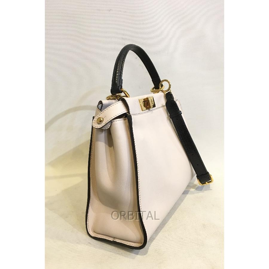 二子玉) フェンディ FENDI ピーカブー レギュラー モンスター 8BN290