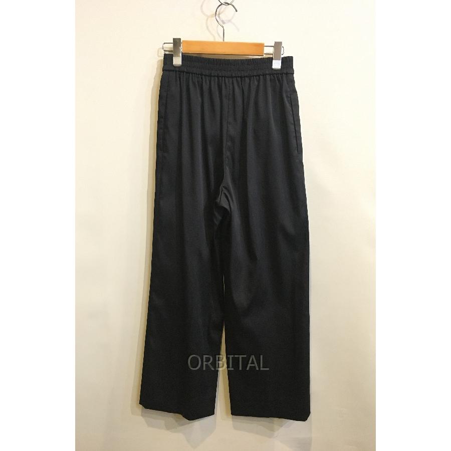 二子玉) yori ヨリ 22AWノンアイロンワイドパンツ 定価24,200円 二子玉) yori ヨリ 22AWノンアイロンワイドパンツ 定価24,200円