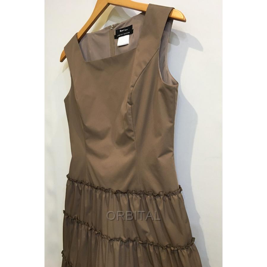 【未使用】Rene ノースリーブワンピース 38サイズ　パール　フリル 未使用】Rene ノースリーブワンピース 38サイズ パール フリル