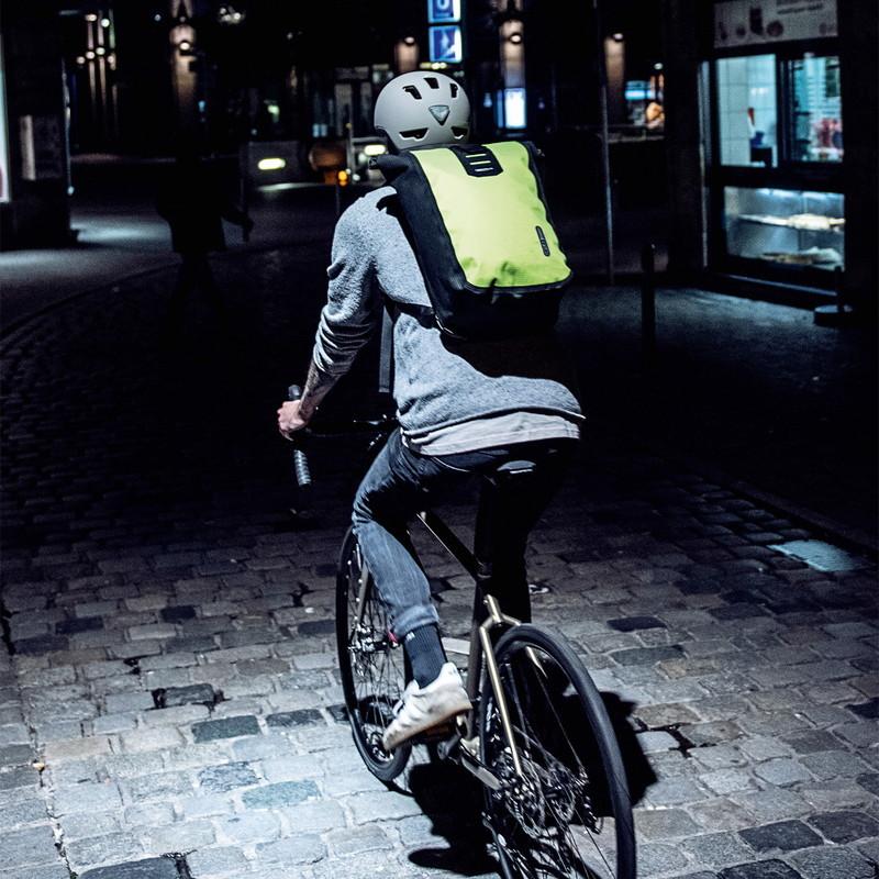 ORTLIEB (オルトリーブ) ヴェロシティー ハイビジビリティ 23L ORTLIEB（オルトリーブ） ヴェロシティ PS/23L