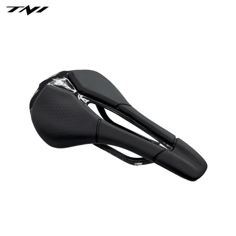 TNI ティーエヌアイ Cloud カーボンサドル : サイクリックYAHOO支店