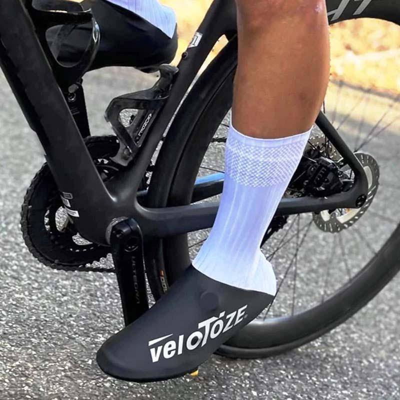 veloToze ベロトーゼ エアロシューズカバー ブラック/ホワイト