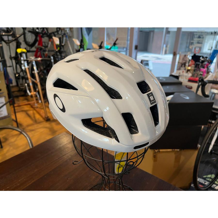 OAKLEY ARO3 endurance ヘルメット　アジアンフィット | OAKLEY | 02