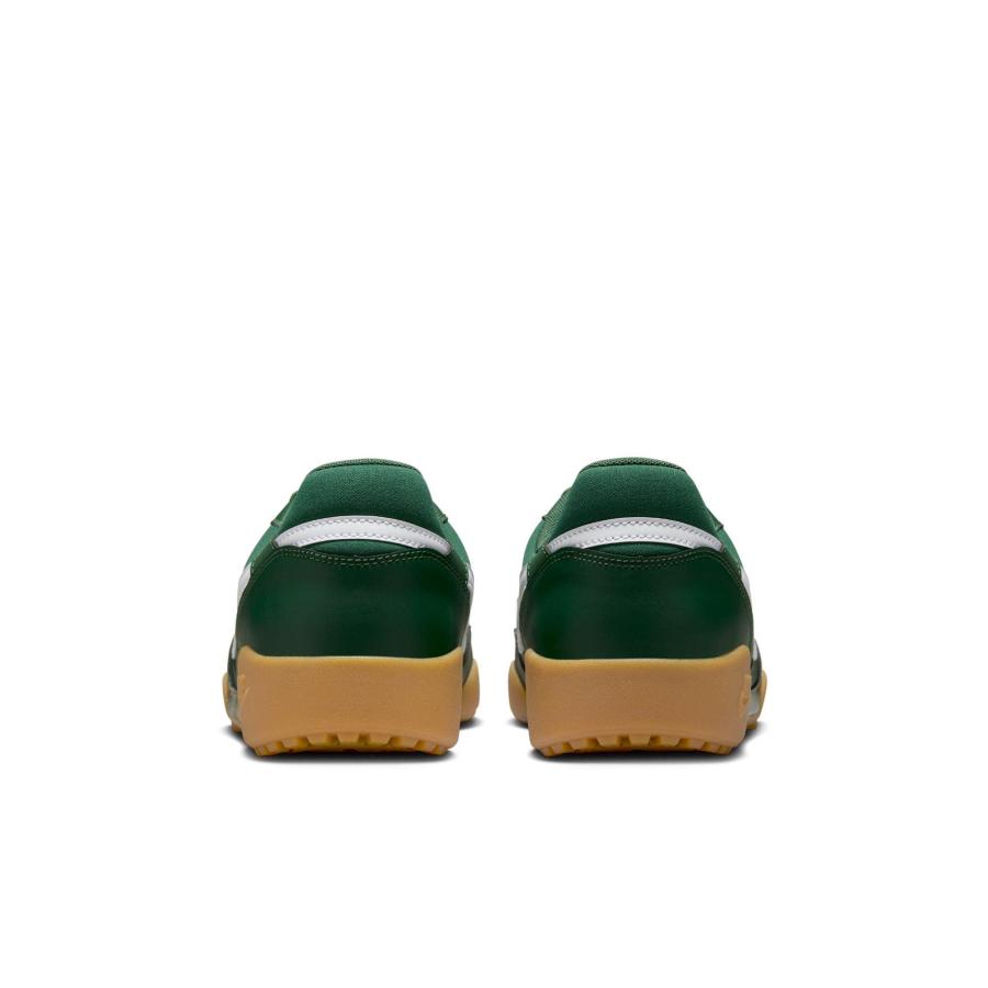 NIKE（ナイキ） ウィメンズ TERRA MANTA FIR/WHITE-GUM LIGHT BROWN