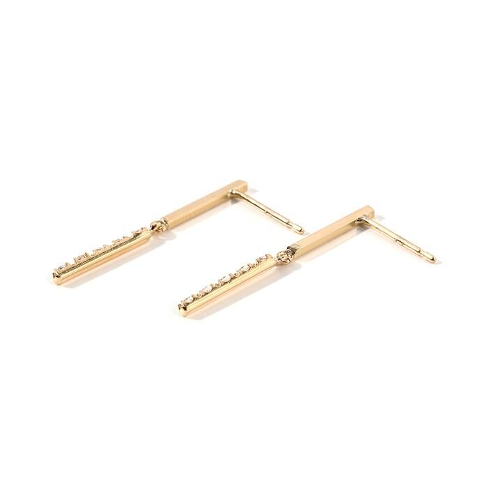 ピアス 18k 揺れる 18金 k18 バー キュービック ジルコニア 18金ピアス