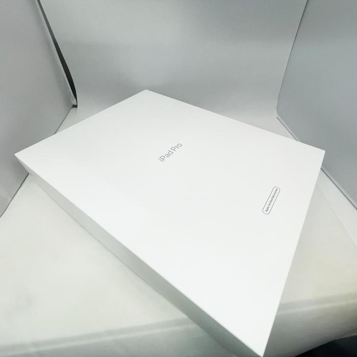 S*K様 iPad Pro 12.9 第5世代512GB ·Wi-Fi 超美品 12.9インチiPad Pro Wi-Fi 512GB - スペースグレイ（第5世代