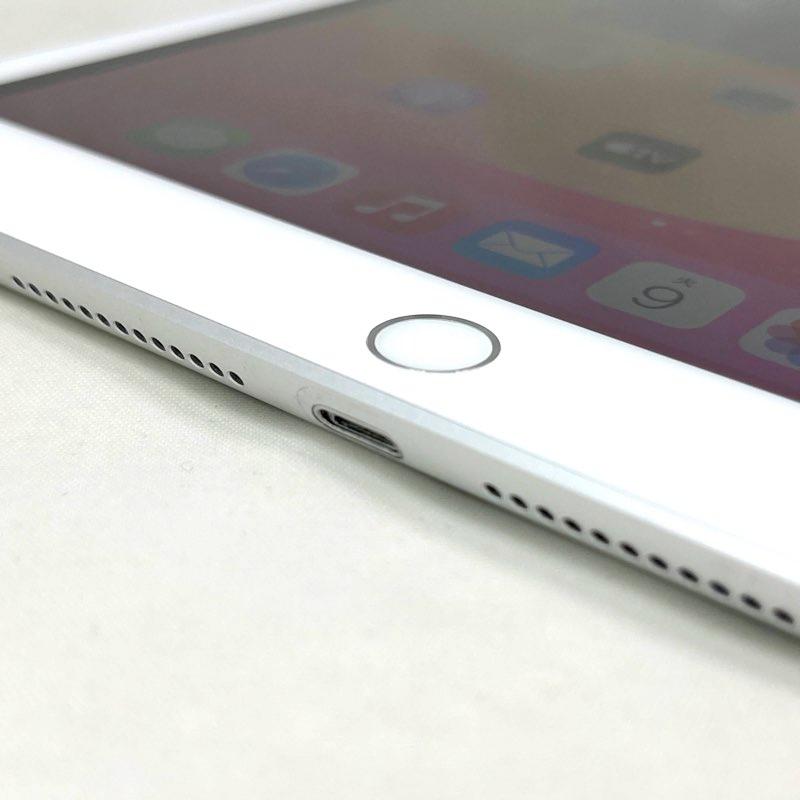 iPad（第7世代） Wi-Fi+Cellular 本体 SIMフリー 32GB 10.2インチ eSIM
