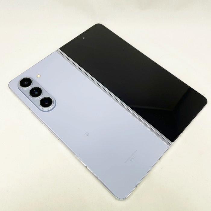 新品同様 Galaxy Z Fold5 5G ファイブジー SCG22 マルチタスク 折畳み