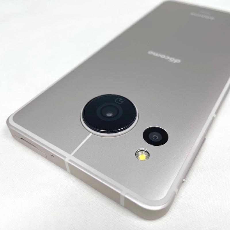 新品同様 AQUOS sense8 5G SH-54D 1.55型イメージセンサー 光学式 電子