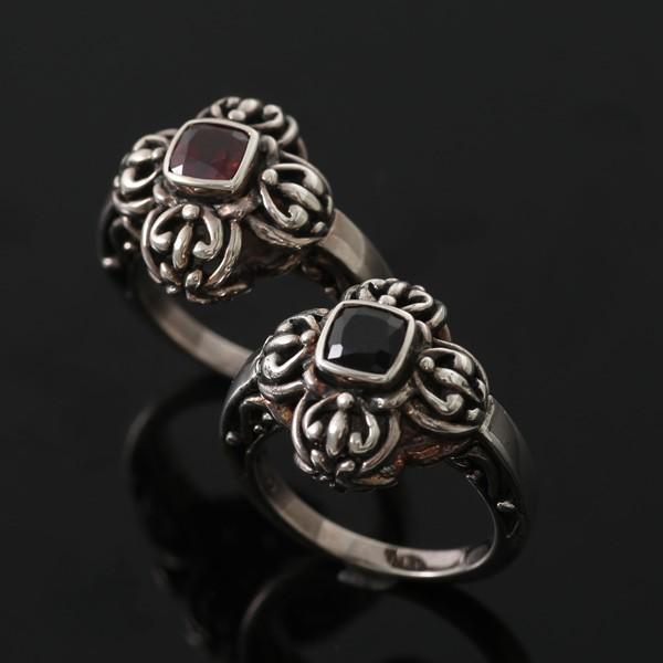 レディース リング フラワー ガーネット オニキス 花 シルバー925 ブランド クイーンコーレ Qn7304 オープン記念 セール 激安価格の