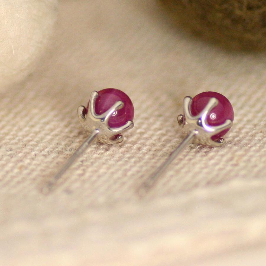 リンデンスター ルビー ピアス K18 YG | tubosoliveira.com.br