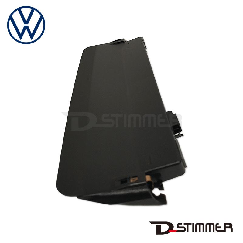Volkswagen フォルクスワーゲン 純正品 ハイマウントランプ 3C5945087_1