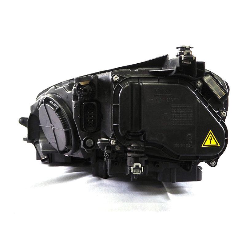 フォルクスワーゲン（Volkswagen） 純正品 キセノンヘッドランプ 右側