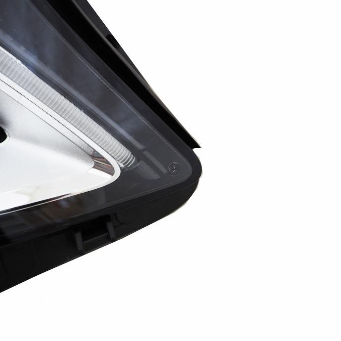 Mercedes-Benz（メルセデス・ベンツ） 純正品 LED ヘッドランプ 右側
