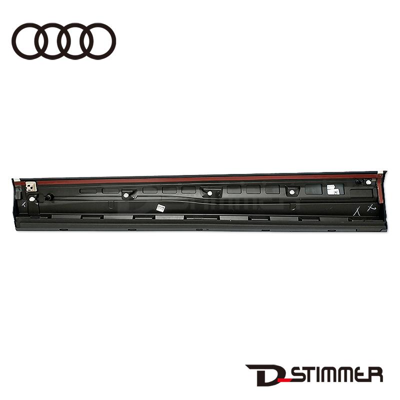 Audi（アウディ） 純正品 フロントドアモール右側 81A853960AGRU