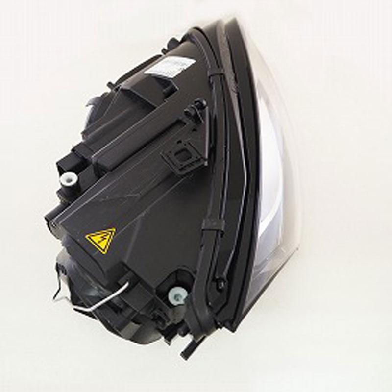 Audi（アウディ） 純正 ヘッドランプ 右側 TT 純正番号:8J0941030AK