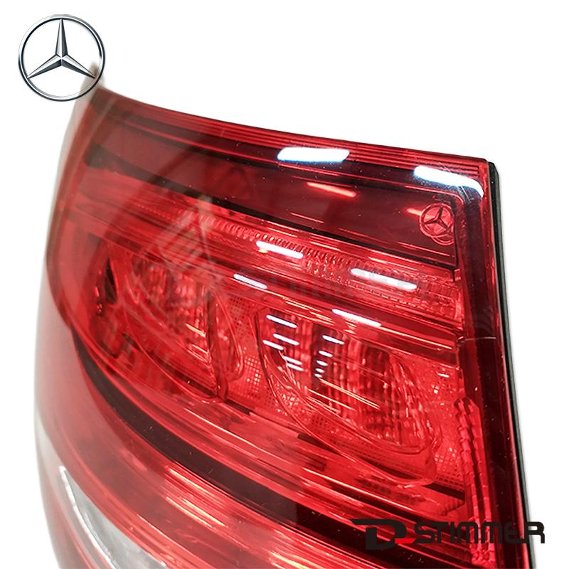 Mercedes-Benz（メルセデス・ベンツ） テールランプLH 純正 2059065100