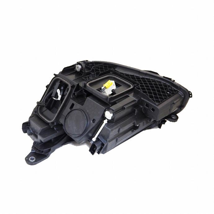 Mercedes-Benz（メルセデス・ベンツ） 純正品 ダイナミック LED ヘッド
