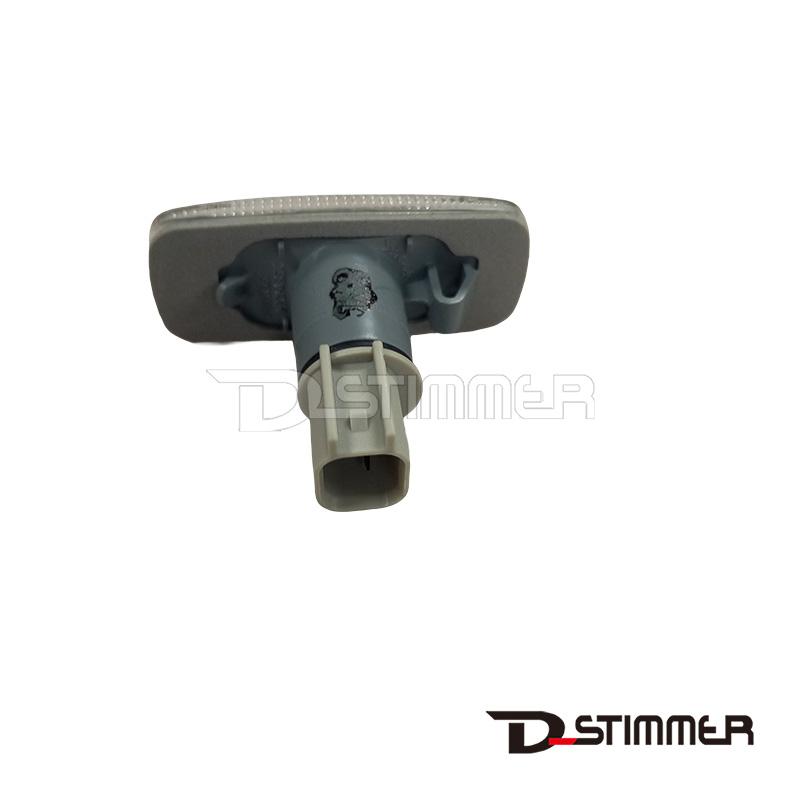 クライスラー CHRYSLER 純正品 サイドマーカーランプ 04806224AE