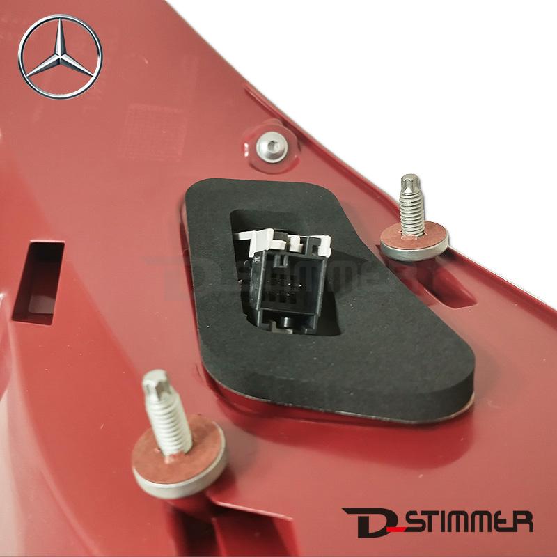 Mercedes-Benz メルセデス・ベンツ 純正品 テールランプ 左側 LH 2229065401の画像