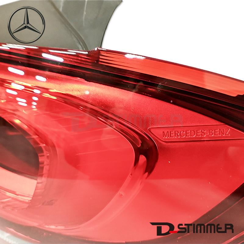 Mercedes-Benz（メルセデス・ベンツ） テールランプOUT RH 純正