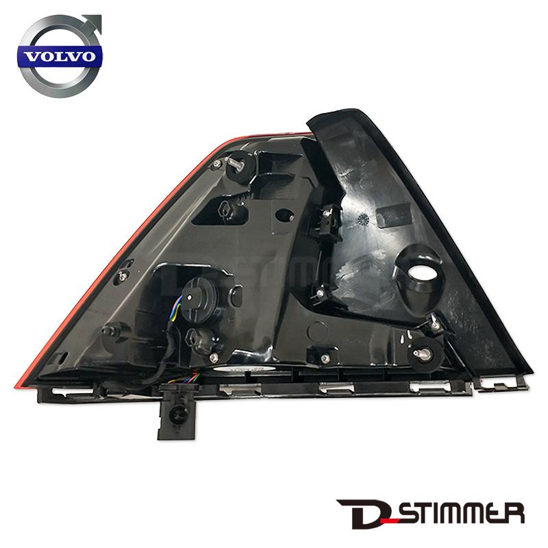 VOLVO ボルボ純正テールランプ 右側のみになります ボルボ（VOLVO） 純正品 テールランプOUT 右側 V31689680 : 輸入車