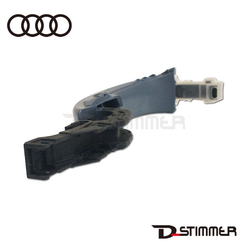 Audi（アウディ） 純正品 フロント ドアアウター ハンドル 右側