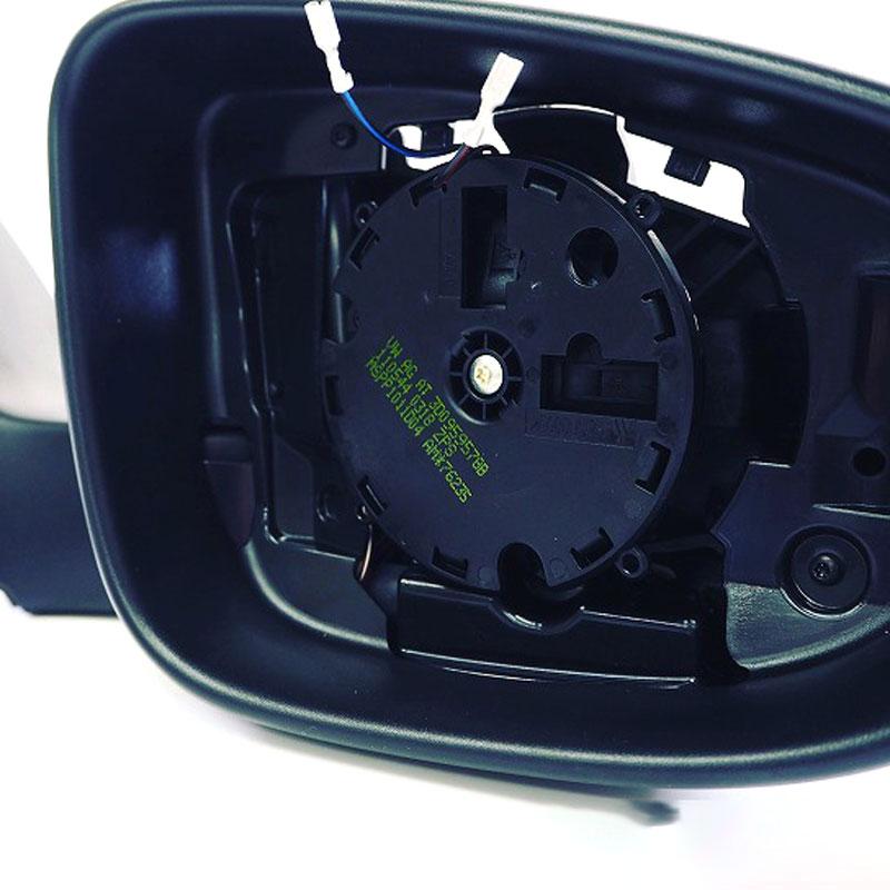 フォルクスワーゲン（Volkswagen） 純正品 ドアミラーハウジング 右側