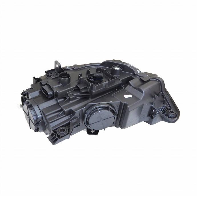 Audi（アウディ） 純正品 ヘッドランプ 右側 A3 8V 8V0941044F ガス