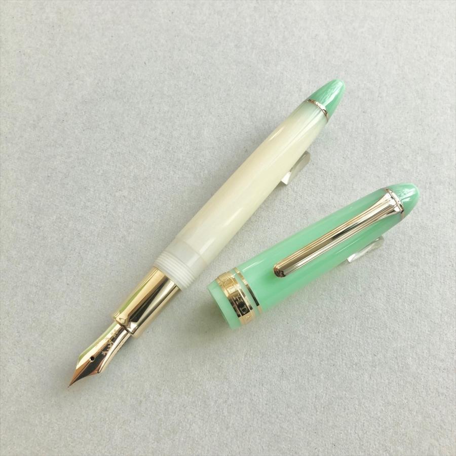 代官山 蔦屋書店 万年筆 ON YOUR BIRTHDAY M