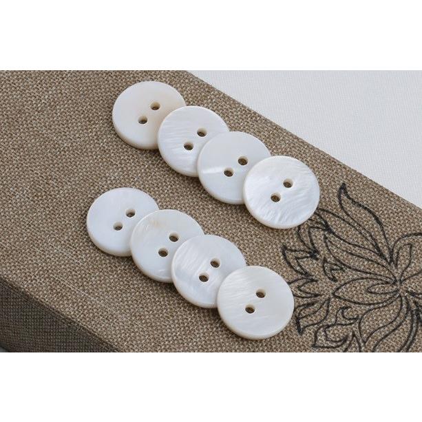 貝ボタン　貝 10mm　２穴　1個入 天然素材 　 |  | 04