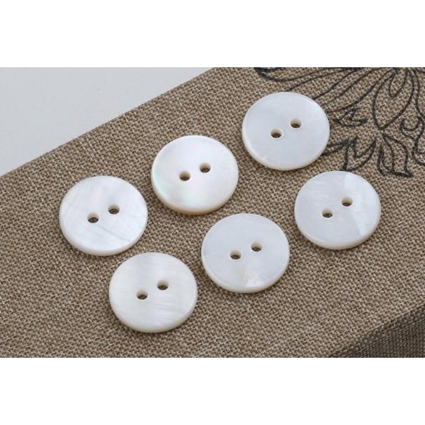 貝ボタン 12.5mm 白蝶貝 2穴 1個入 天然素材 : 梅工房 - 通販 - Yahoo