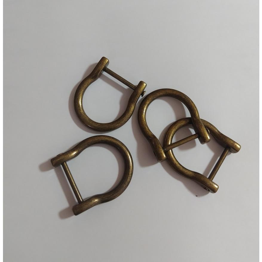 取り外ができるネジ式 Dカン Sサイズ アンティーク レザー 接続 金具