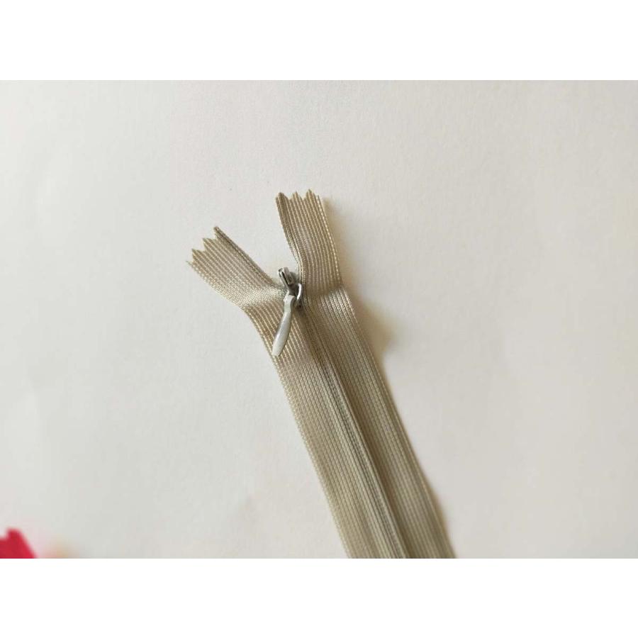 コイルファスナー  フラットニット 止め  コンシールファスナー　25cm【メール便100枚まで】　 |  | 07