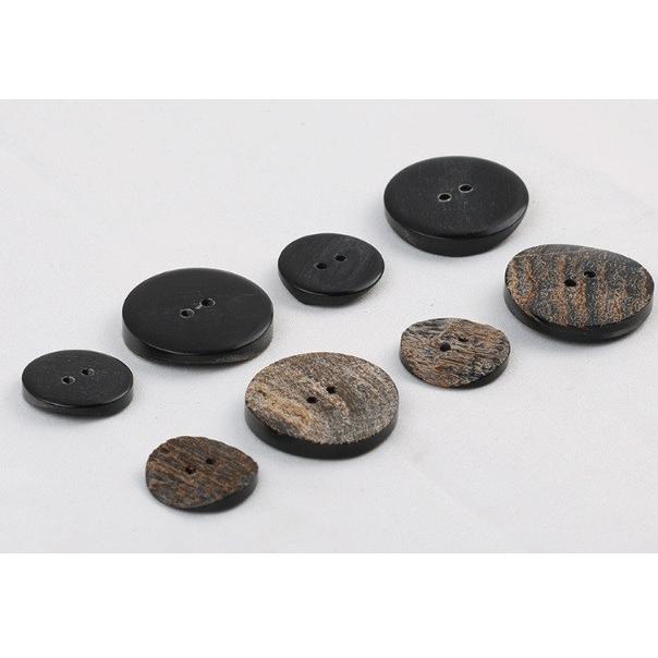 天然素材　牛の角　ボタン　21.5mm　１個入　 |  | 05