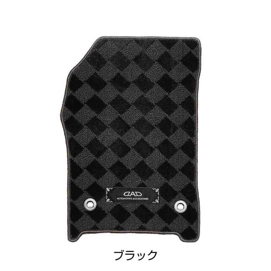 トヨタ ヴォクシー AZR60G/65G 年式:H13/11〜H16/8 2列目タンブルシート/リアヒーター有 D.A.D フロアマット ベガ デザイン ブラック/ベージュ 1台分 TY0184 | D.A.D | 01