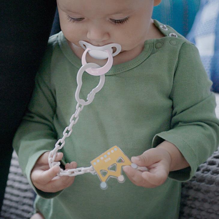 Nuk おしゃぶり ヌーク ジーニアス 新生児 S Mサイズ 赤ちゃん おすすめ かわいい 0歳 3ヶ月 6ヶ月 7ヶ月 8ヶ月 9ヶ月 10ヶ月 18ヶ月 Dw Nkb ダディッコ ベビーキッズセレクト 通販 Yahoo ショッピング