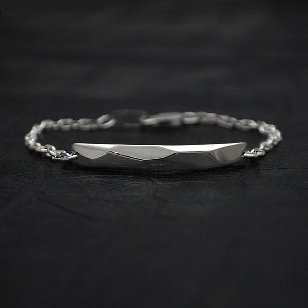 【ネコポス便！送料無料※指定日 ・代引き不可】 レディス　ブレスレット 刻印 名入れ 人気 ギフト 銀製 DAgDART ダグダート DB-124 |  | 04