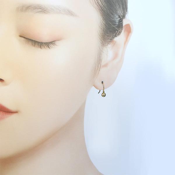 267166）フックピアス ミラーボール 4mm k18 ミラーカットボール