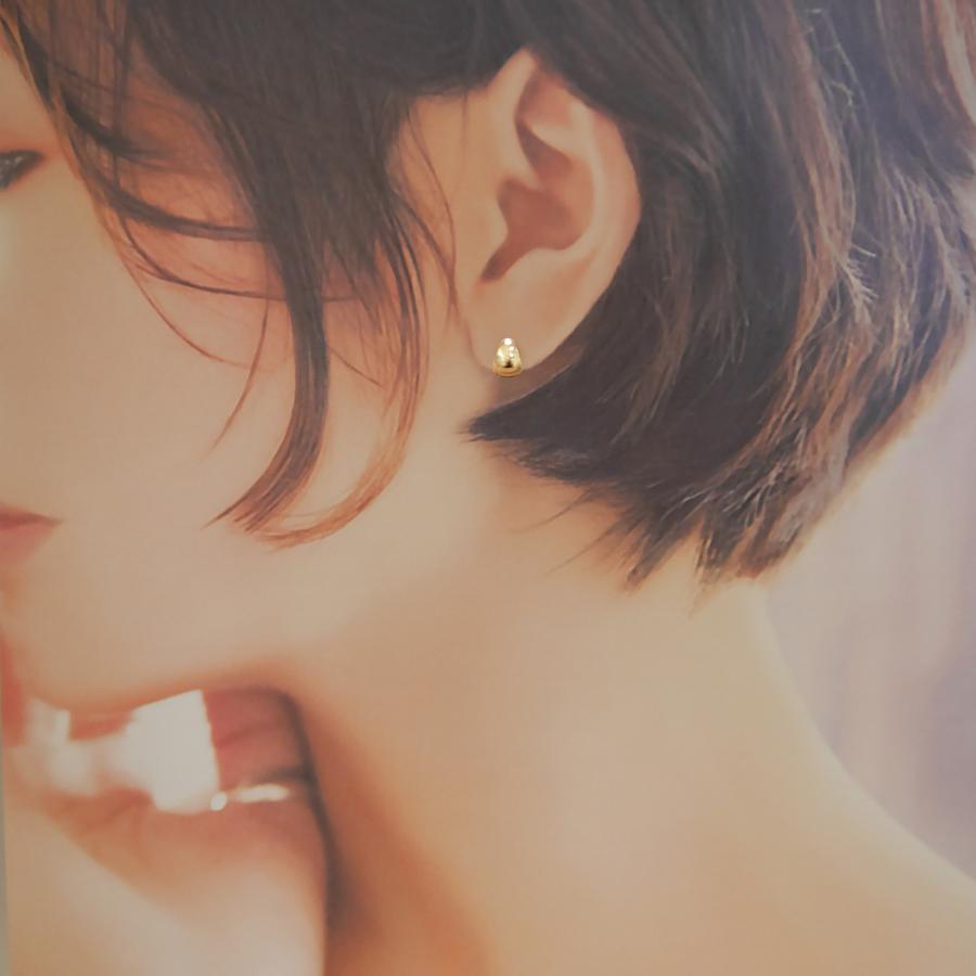 km701000）フープピアス 月型ピアス 18kゴールド 7mm×10mm 月甲 地金