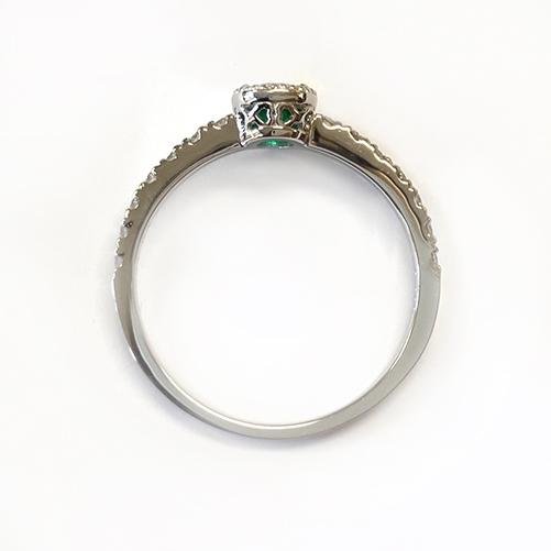 r239576）指輪 PT エメラルド&ダイヤモンドリング 0.3ct 0.18ct ミル