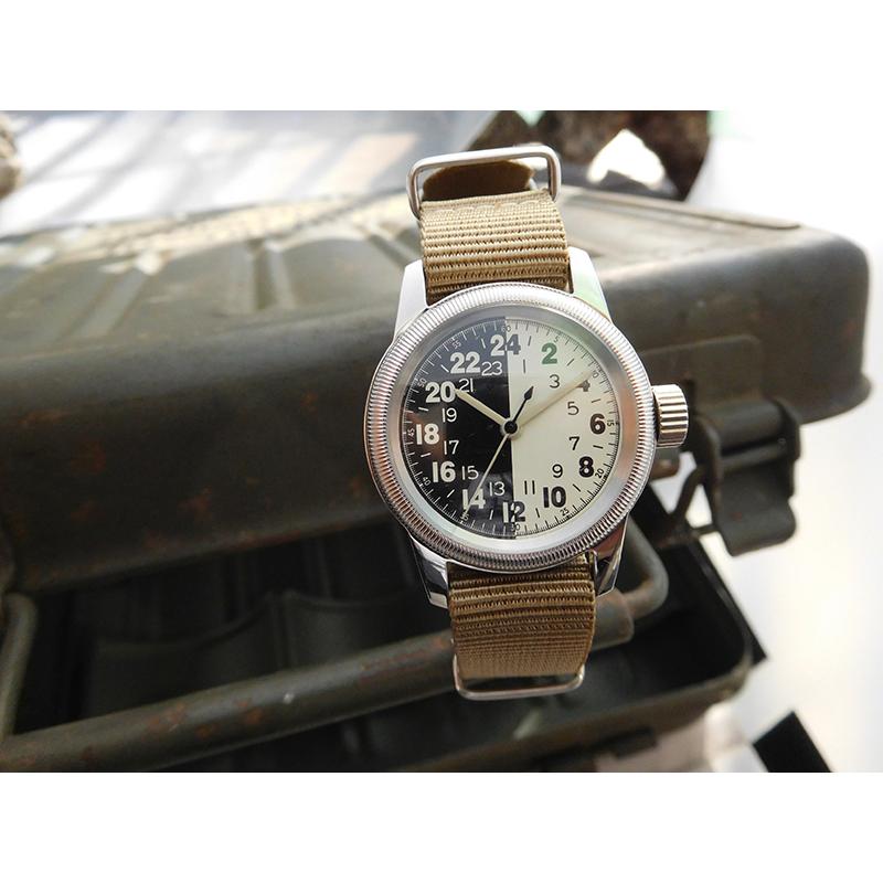 M.R.M.W.ミリタリーウォッチ TYPE A-17A クォーツ腕時計